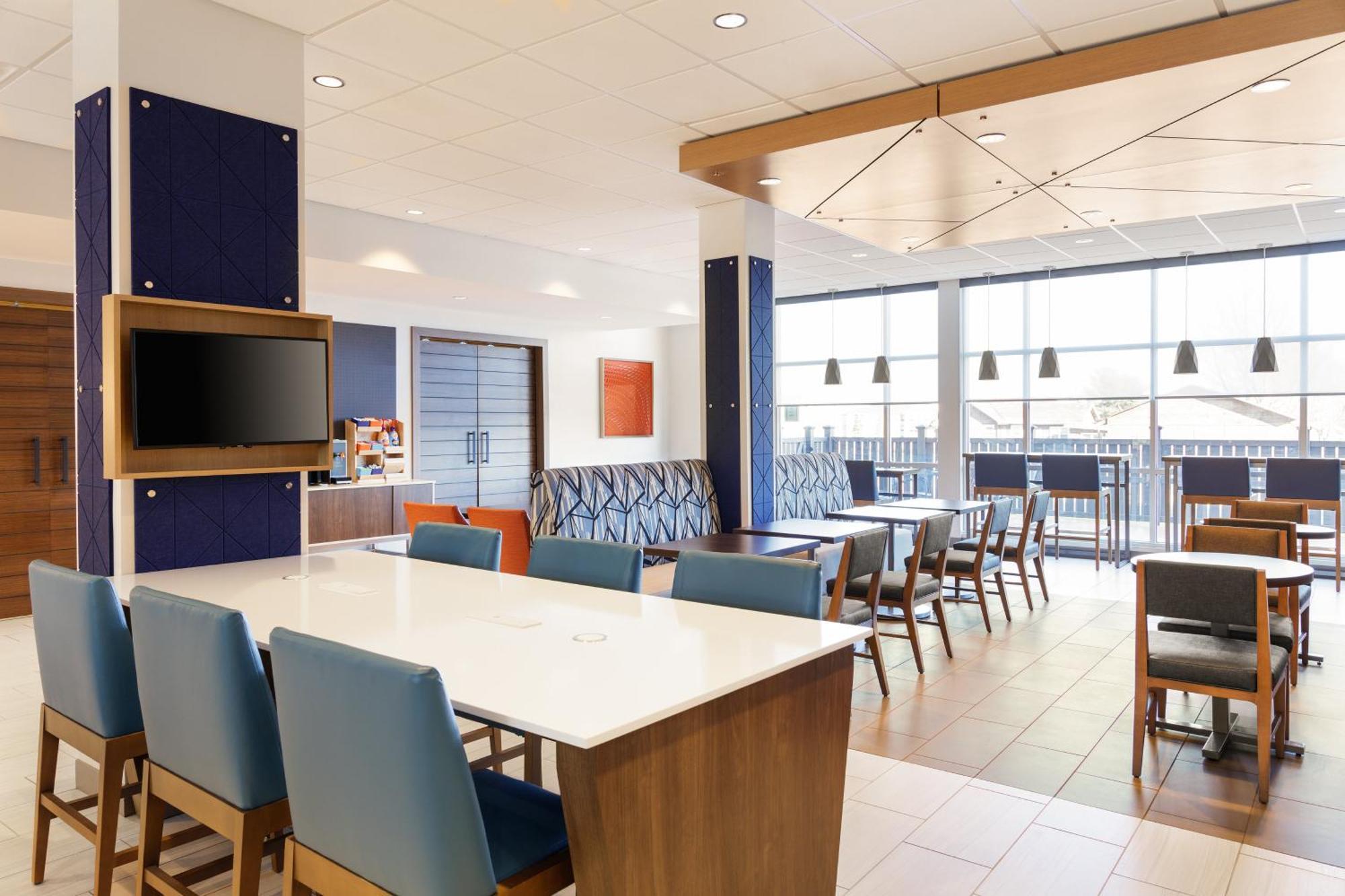 Holiday Inn Express & Suites Hawthorne - Elmsford North By Ihg Bagian luar foto