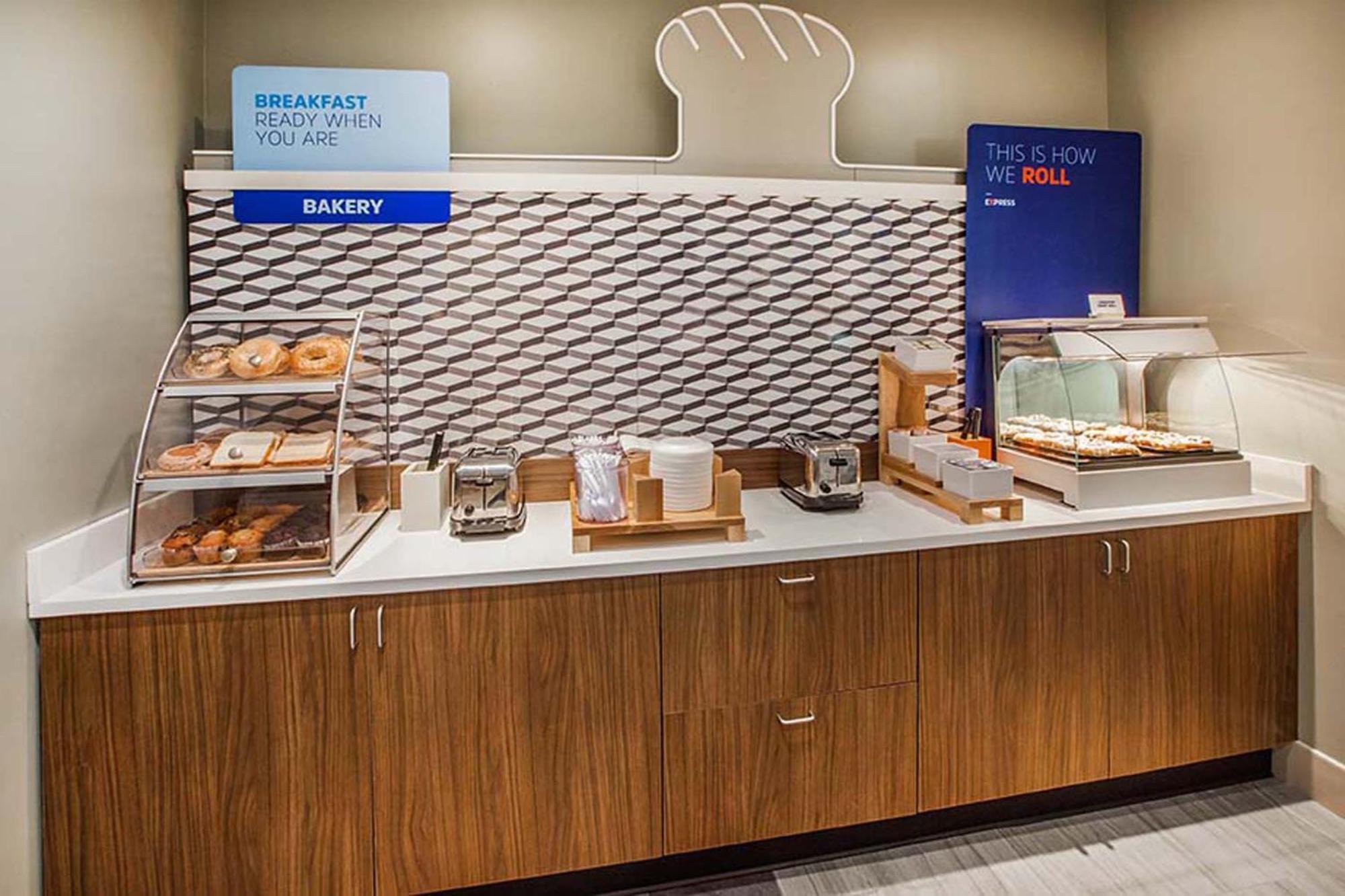 Holiday Inn Express & Suites Hawthorne - Elmsford North By Ihg Bagian luar foto