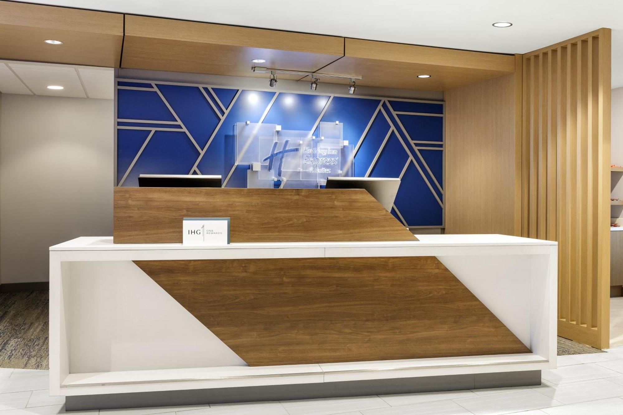 Holiday Inn Express & Suites Hawthorne - Elmsford North By Ihg Bagian luar foto